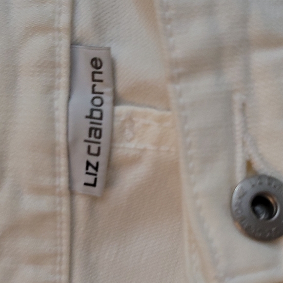 Liz Caliborne Jeans - Picture 5 of 6